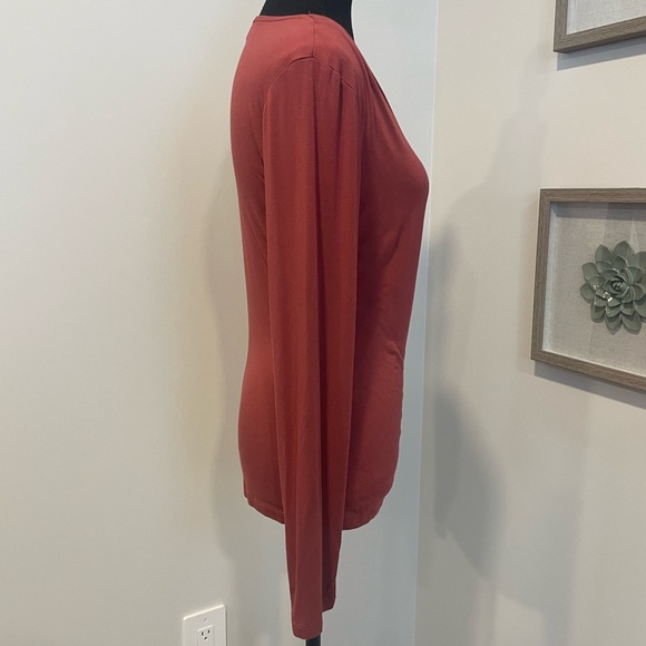 Le Chateau Rose Pink Faux-Wrap Long Sleeve Blouse EUC - Picture 3 of 8